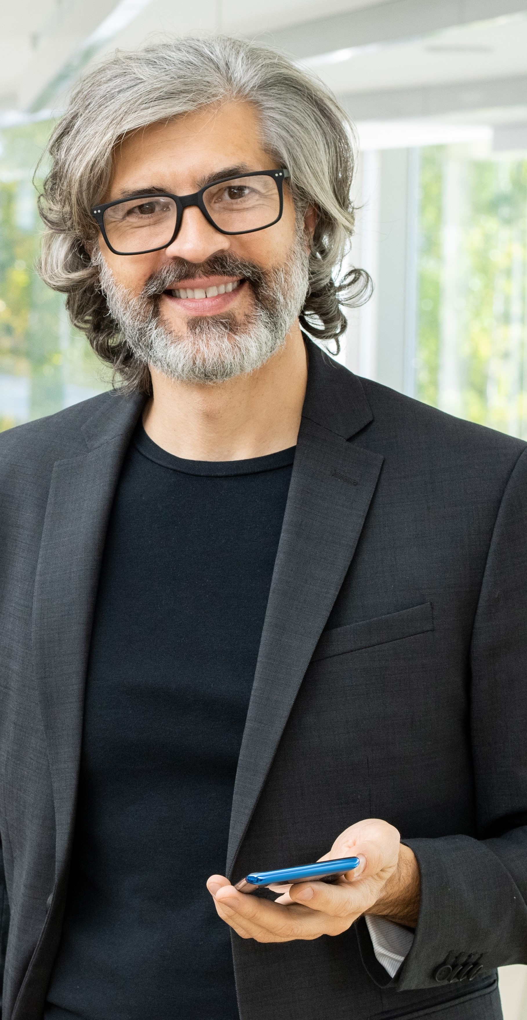 successful-mature-businessman